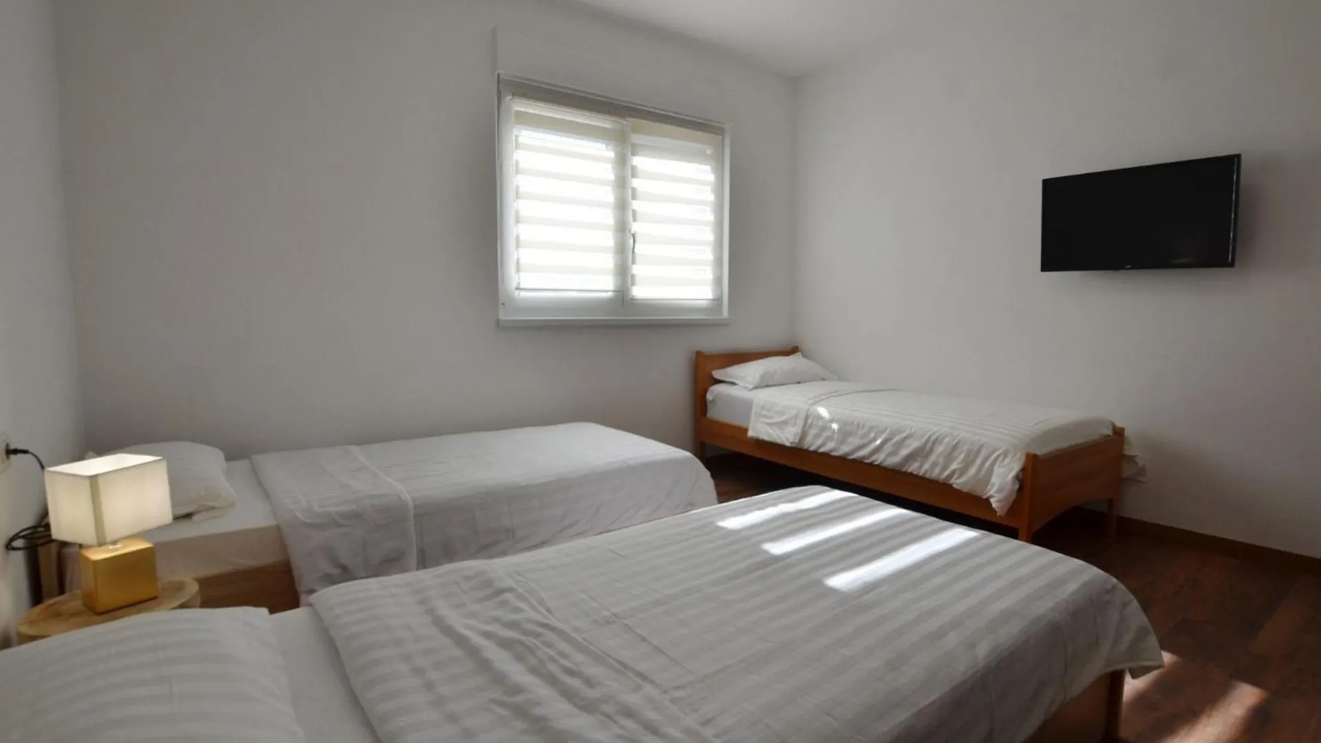 Warm And Welcoming Apartment With Balcony Rovinj